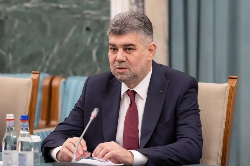 Premierul Ciolacu, întrebat de un copil dacă se poate participa la ședințele de Guvern: Fără voi nu avem viitor