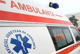 O ambulanță a lovit o fetiță de 9 ani din Galați