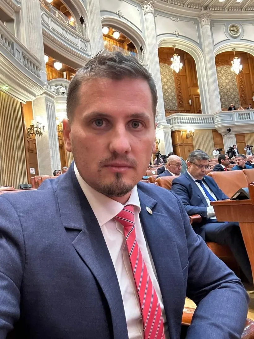 Un deputat USR şi-a dat demisia din partid: s-a înscris în PSD
