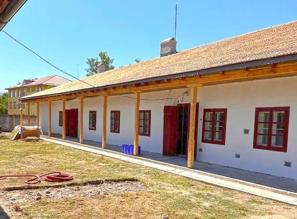 Conacul în care s-a pus la cale unirea Moldovei cu Ţara Românească, modernizat