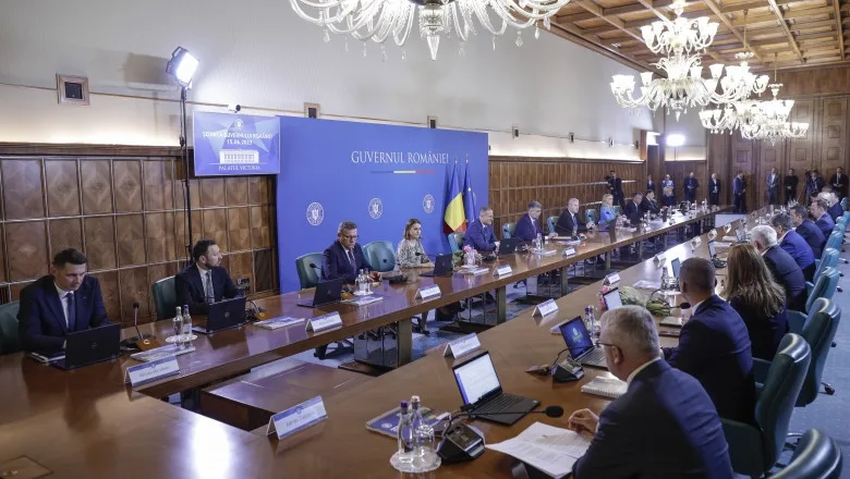 Ciolacu: Investițiile nete în economie sunt la un record istoric, depășind în primul semestru 80 de miliarde lei