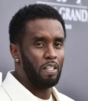 Rapperul Sean ”Diddy” Combs rămâne în detenţie