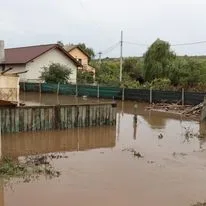 Cod roșu de ploi torențiale în județul Galați