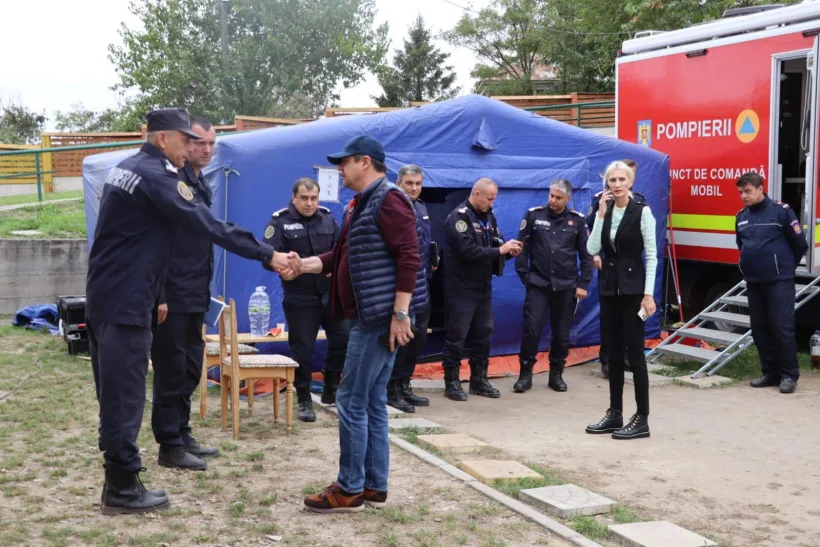 Președintele CJ Galați: Mulțumesc primarilor, pompierilor, militarilor, jandarmilor și tuturor celor care s-au mobilizat exemplar și au acționat fără oprire pentru siguranța oamenilor!