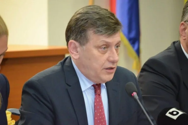 Crin Antonescu intră în cursa pentru Cotroceni