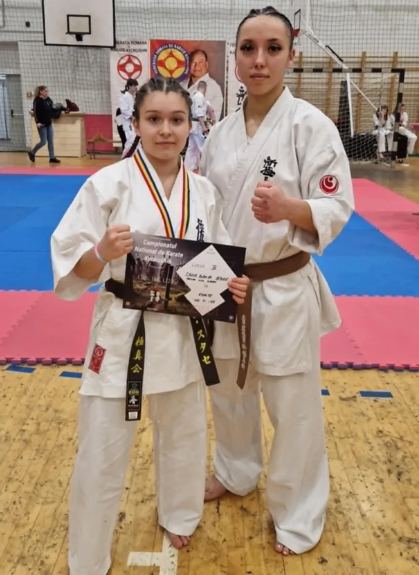 Gălățencele Crina Stase și Alexandra Corodi se pregătesc pentru Campionatul European