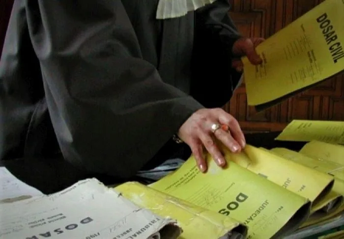 Cele mai multe posturi libere de procurori, la Galați