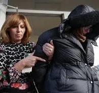 Sora fostului ministru de Interne Carmen Dan, a fost reţinută pentru 24 de ore