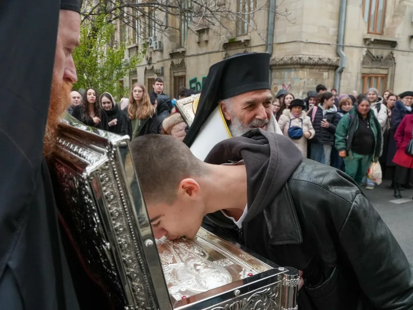 Galațiul, în „Pelerinajul Luminii”: mii de credincioși pe cărările sfinților