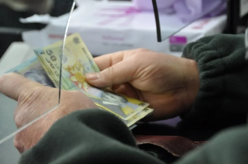 Neplata taxelor locale poate duce la poprirea conturilor. Avertismentul Primăriei Galați