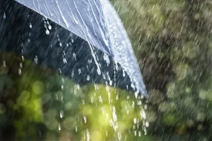 RO-Alert emis după precipitațiile abundente din Galați. Circulația este îngreunată în zona Piscu–Vameș