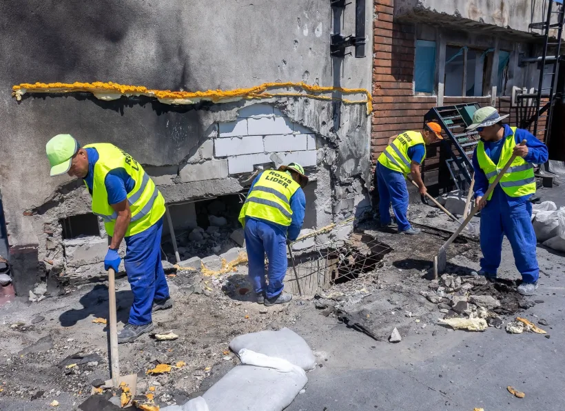 Primăria Galați anunță noi intervenții la blocul afectat de căderea dronei: „Prioritatea noastră este siguranța oamenilor”