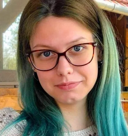 O liceancă din Timiș este finalista României la  Juvenes Translatores