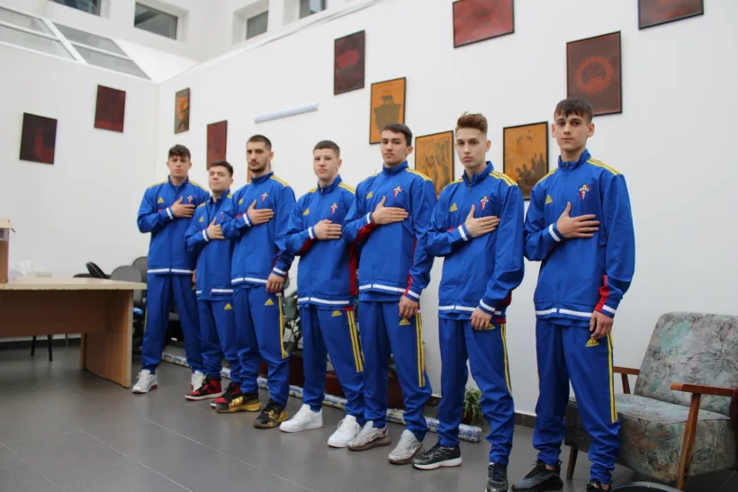 12 pugilişti tricolori participă la Mondiale