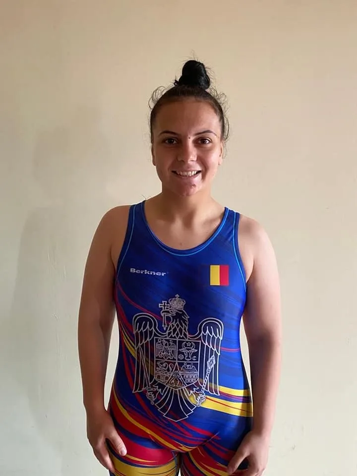 Două românce vor lupta pentru bronz la Europene