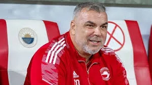 Cosmin Olăroiu s-a calificat cu Sharjah în grupele Ligii Campionilor Asiei