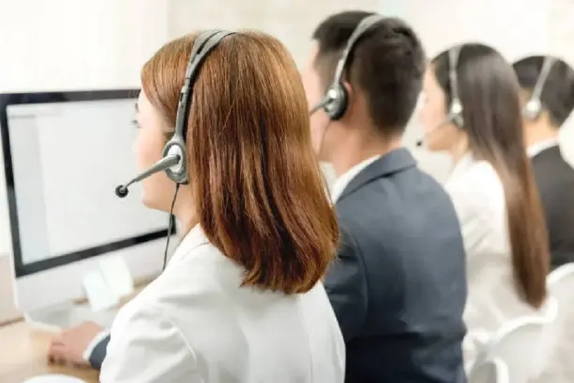 Peste 12.000 de apeluri la call-center-ul INS pentru recensământ, în două săptămâni