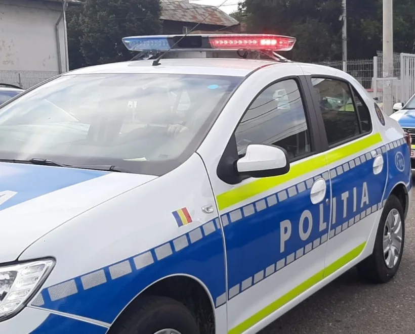 Șofer sub influența substanțelor psihoactive, descoperit de polițiști în Galați. În mașină au fost găsite droguri