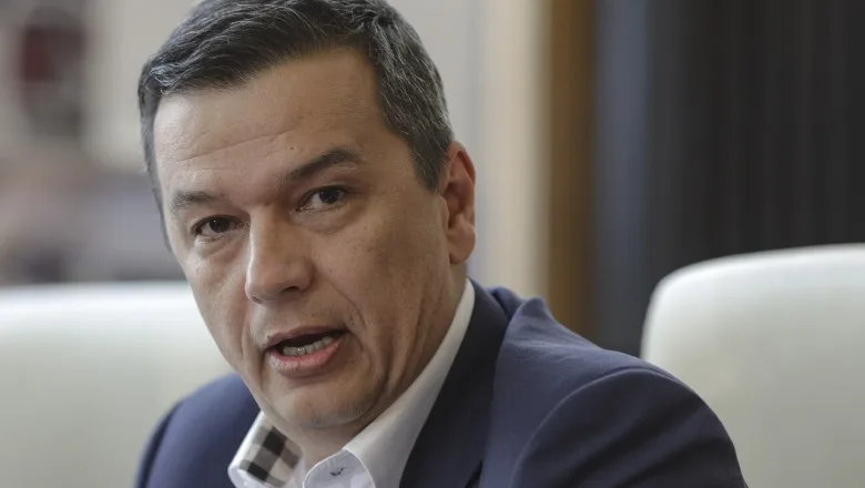Grindeanu: Guvernul va aloca 5 milioane de lei către Tarom, care îi va transporta acasă pe cei afectaţi de oprirea zborurilor Blue Air