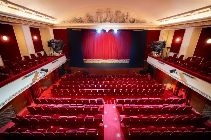 Spectacol înlocuit în cadrul Festivalului Național de Comedie