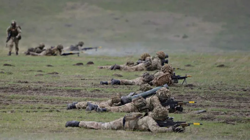 Exerciții militare la Smârdan, aproape zilnic. Autoritățile cer populației să respecte semnele de avertizare